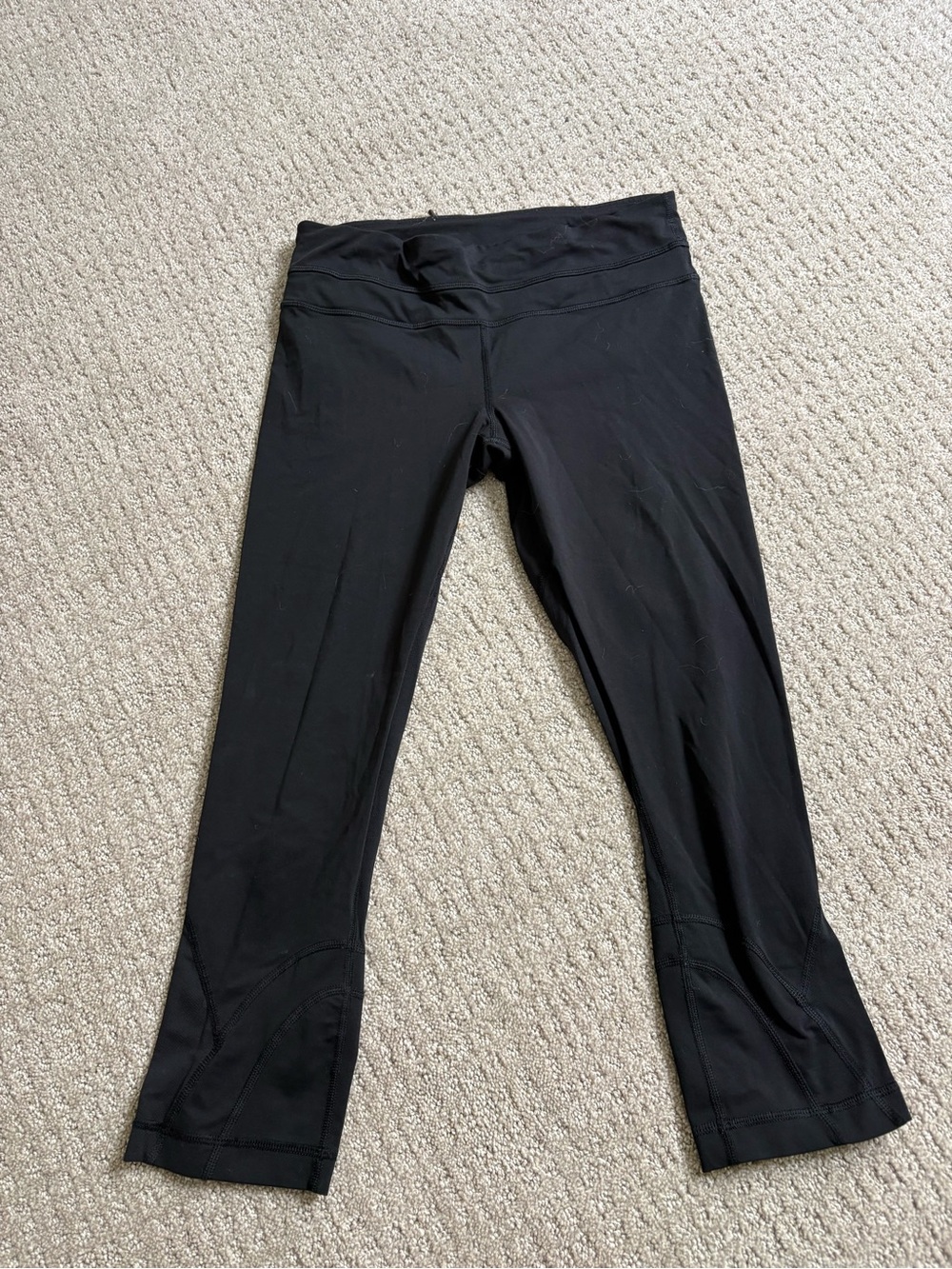 Lululemon Black Capri Pants - 6